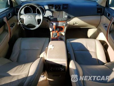 Zdjęcie 8 z 14 samochodu: 2008 TOYOTA HIGHLANDER LIMITED VIN:JTEDS42A382059094 - miniatura