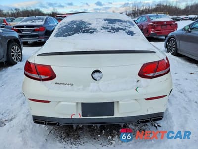 Zdjęcie 6 z 11 samochodu: 2018 MERCEDES-BENZ C 63 AMG-S VIN:WDDWJ8HB7JF686070 - miniatura