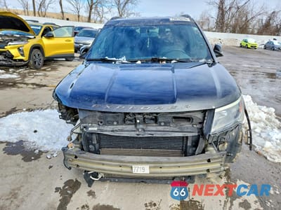 Piąte zdjęcie samochodu w środku: 2018 FORD EXPLORER SPORT VIN:1FM5K8GT5JGA64876 - miniatura