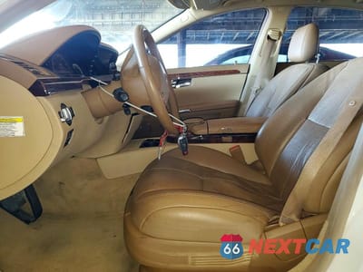 Zdjęcie 7 z 12 samochodu: 2008 MERCEDES-BENZ S 550 VIN:WDDNG71X78A199937 - miniatura