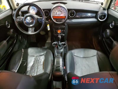 Zdjęcie 8 z 11 samochodu: 2011 MINI COOPER CLUBMAN VIN:WMWZF3C51BT188900 - miniatura