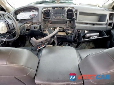 Zdjęcie 8 z 11 samochodu: 2017 RAM 2500 ST VIN:3C6UR5CL8HG667293 - miniatura