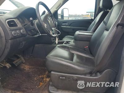 Zdjęcie 7 z 12 samochodu: 2012 CHEVROLET SILVERADO K3500 LTZ VIN:1GC4K1CG5CF223680 - miniatura