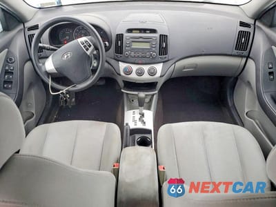 Zdjęcie 8 z 12 samochodu: 2009 HYUNDAI ELANTRA GLS VIN:KMHDU46D19U716060 - miniatura