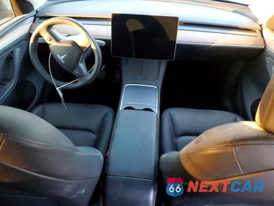 Zdjęcie 8 z 12 samochodu: 2024 TESLA MODEL Y VIN:7SAYGDEE3RA290758 - miniatura