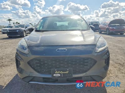 Piąte zdjęcie samochodu w środku: 2020 FORD ESCAPE S VIN:1FMCU0F65LUC54891 - miniatura