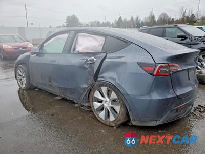 Drugie zdjęcie samochodu z przodu: 2023 TESLA MODEL Y VIN:7SAYGDEE0PA074010 - miniatura