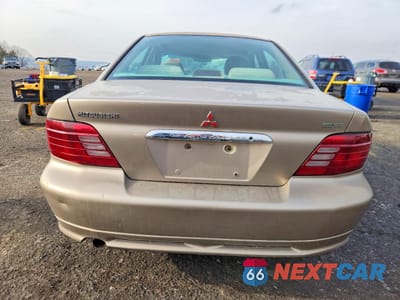 Zdjęcie 6 z 13 samochodu: 2000 MITSUBISHI GALANT ES VIN:4A3AA46G2YE093029 - miniatura