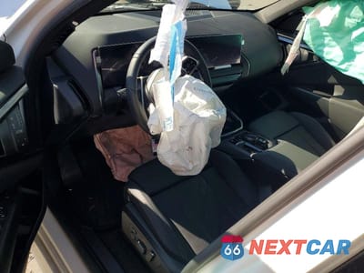 Zdjęcie 8 z 12 samochodu: 2025 BMW X3 30 XDRIVE VIN:5UX53GP02S9027967 - miniatura