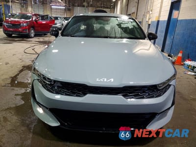 Piąte zdjęcie samochodu w środku: 2024 KIA K5 GT LINE VIN:5XXG64J29RG235948 - miniatura