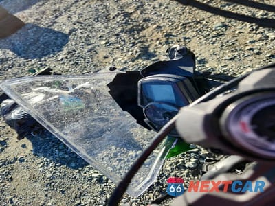 Zdjęcie 7 z 9 samochodu: 2020 KAWASAKI ZX636 K VIN:JKBZXJG13LA009531 - miniatura