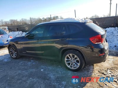 Drugie zdjęcie samochodu z przodu: 2015 BMW X1 XDRIVE28I VIN:WBAVL1C59FVY34397 - miniatura