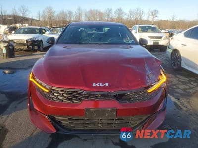 Piąte zdjęcie samochodu w środku: 2022 KIA K5 GT LINE VIN:5XXG64J29NG094227 - miniatura