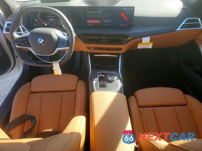 Zdjęcie 8 z 12 samochodu: 2025 BMW 330I VIN:3MW69CW06S8F32366 - miniatura