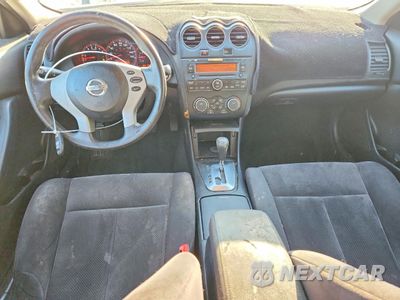 Zdjęcie 8 z 12 samochodu: 2009 NISSAN ALTIMA 2.5 VIN:1N4AL21E89C101144 - miniatura