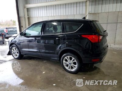 Drugie zdjęcie samochodu z przodu: 2019 FORD ESCAPE SE VIN:1FMCU9GD2KUB38435 - miniatura