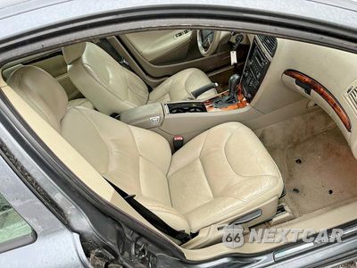 Piąte zdjęcie samochodu w środku: 2006 VOLVO V70 VIN:YV1SW612562547802 - miniatura
