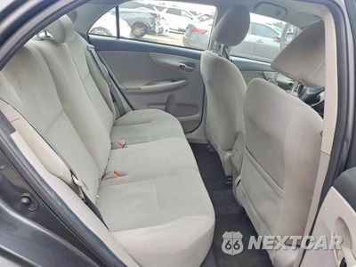 Zdjęcie 10 z 12 samochodu: 2013 TOYOTA COROLLA LE VIN:2T1BU4EE5DC940296 - miniatura