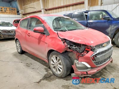 Czwarte zdjęcie samochodu z boku: 2019 CHEVROLET SPARK 1LT VIN:KL8CD6SA0KC702159 - miniatura