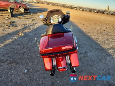 Czwarte zdjęcie samochodu z boku: 2014 HARLEY-DAVIDSON FLHTCU ULTRA CLASSIC ELECTRA GLIDE VIN:1HD1FCM14EB653545 - miniatura