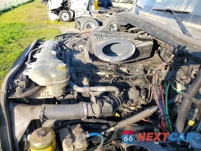 Zdjęcie 7 z 10 samochodu: 2020 FREIGHTLINER CASCADIA 126