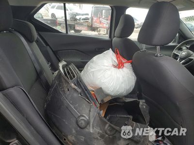 Zdjęcie 11 z 14 samochodu: 2020 NISSAN KICKS S VIN:3N1CP5BV9LL529049 - miniatura