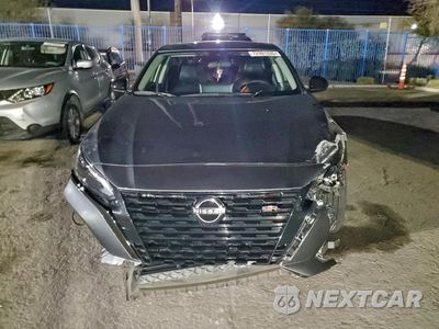 Piąte zdjęcie samochodu w środku: 2024 NISSAN ALTIMA SR VIN:1N4BL4CW2RN405614 - miniatura