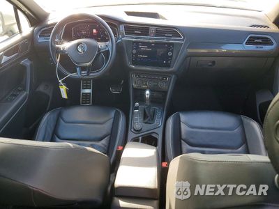 Zdjęcie 8 z 13 samochodu: 2019 VOLKSWAGEN TIGUAN SEL PREMIUM VIN:3VV4B7AX1KM192904 - miniatura