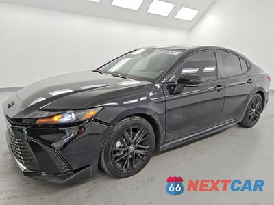 2025 TOYOTA CAMRY 4T1DAACK7SU593302 - główne zdjęcie licytacji z USA - miniatura