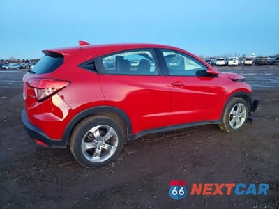 Trzecie zdjęcie samochodu z tyłu: 2018 HONDA HR-V LX VIN:3CZRU6H33JG727749 - miniatura