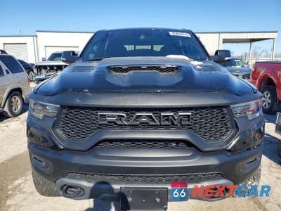 Piąte zdjęcie samochodu w środku: 2021 RAM 1500 TRX VIN:1C6SRFU96MN781696 - miniatura