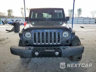 Piąte zdjęcie samochodu w środku: 2018 JEEP WRANGLER UNLIMITED SAHARA VIN:1C4HJWEG7JL922029 - miniatura