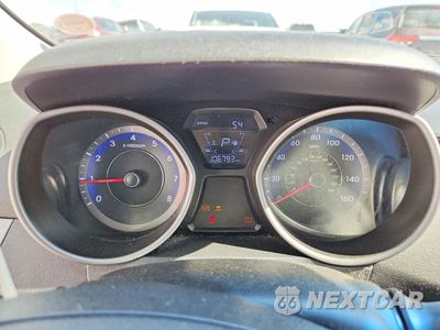 Zdjęcie 9 z 13 samochodu: 2016 HYUNDAI ELANTRA SE VIN:KMHDH4AH5GU521798 - miniatura
