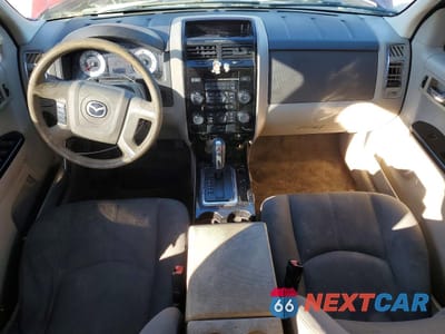 Zdjęcie 8 z 13 samochodu: 2008 MAZDA TRIBUTE I VIN:4F2CZ02Z48KM32346 - miniatura