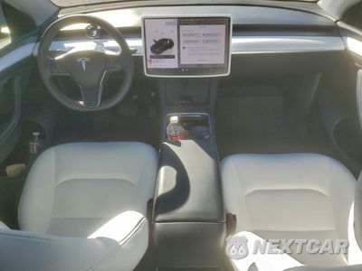 Zdjęcie 8 z 13 samochodu: 2025 TESLA MODEL Y VIN:7SAYGDED3SF226784 - miniatura