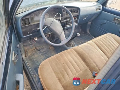 Zdjęcie 8 z 13 samochodu: 1991 TOYOTA PICKUP 1/2 TON SHORT WHEELBASE VIN:JT4RN81A2M5128456 - miniatura