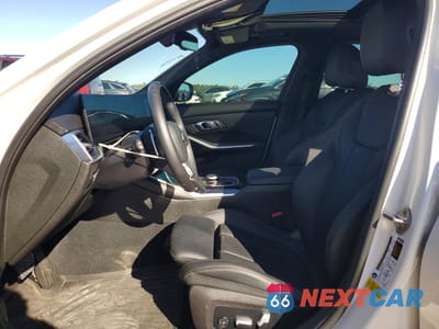 Zdjęcie 7 z 13 samochodu: 2023 BMW 330I VIN:3MW69FF05P8D04206 - miniatura