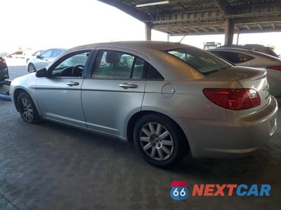 Drugie zdjęcie samochodu z przodu: 2010 CHRYSLER SEBRING TOURING VIN:1C3CC4FB1AN229560 - miniatura