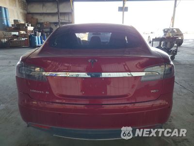 Zdjęcie 6 z 12 samochodu: 2015 TESLA MODEL S 70D VIN:5YJSA1S23FF095965 - miniatura