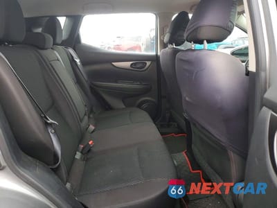 Zdjęcie 11 z 14 samochodu: 2018 NISSAN ROGUE SPORT S VIN:JN1BJ1CPXJW155239 - miniatura