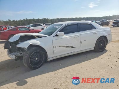 2014 CHRYSLER 300 2C3CCAAG9EH354810 - główne zdjęcie licytacji z USA - miniatura