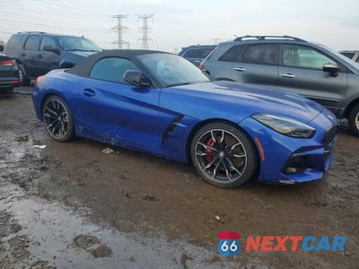 Czwarte zdjęcie samochodu z boku: 2025 BMW Z4 M40I VIN:WBAHF9C06SWY43523 - miniatura