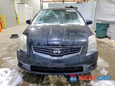 Piąte zdjęcie samochodu w środku: 2011 NISSAN SENTRA 2.0 VIN:3N1AB6AP1BL671067 - miniatura