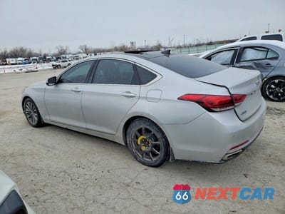 Drugie zdjęcie samochodu z przodu: 2015 HYUNDAI GENESIS 3.8L VIN:KMHGN4JE6FU073923 - miniatura