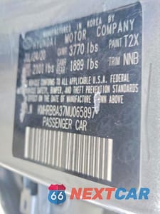 Zdjęcie 12 z 12 samochodu: 2021 HYUNDAI VENUE VIN:KMHRB8A37MU065897 - miniatura
