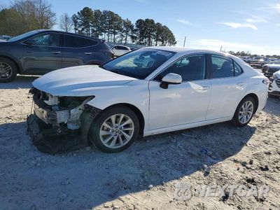 2022 TOYOTA CAMRY LE 4T1C11AK8NU660234 - główne zdjęcie licytacji z USA - miniatura