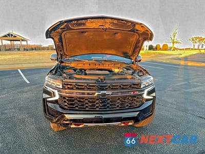 Zdjęcie 7 z 10 samochodu: 2021 CHEVROLET SUBURBAN K1500 Z71 VIN:1GNSKDKD2MR451451 - miniatura