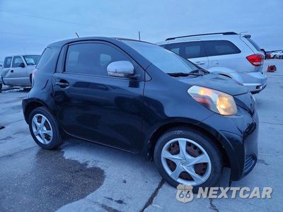 Czwarte zdjęcie samochodu z boku: 2012 TOYOTA SCION IQ VIN:JTNJJXB07CJ020831 - miniatura