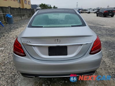Zdjęcie 6 z 12 samochodu: 2016 MERCEDES-BENZ C 300 VIN:WDDWF4JB6GR153803 - miniatura
