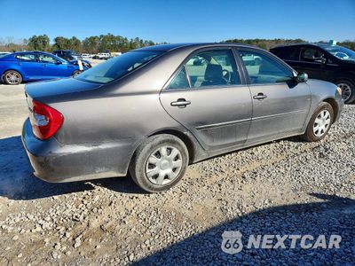 Trzecie zdjęcie samochodu z tyłu: 2003 TOYOTA CAMRY LE VIN:4T1BE32K63U749274 - miniatura